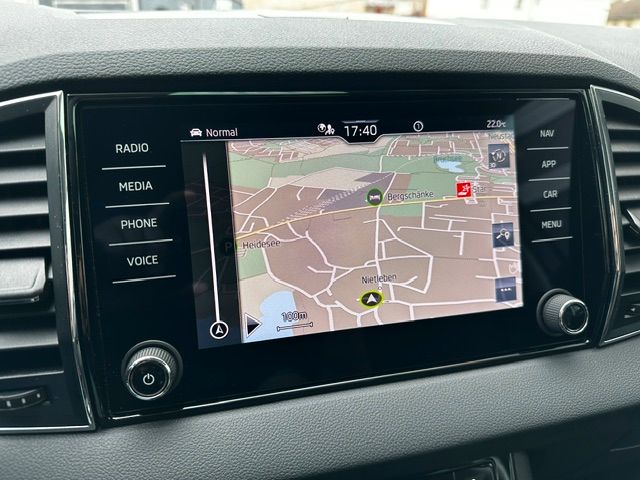 Karoq Tour MATRIX;ALARM;BFS;CARPLAY