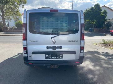 Renault Trafic - 10