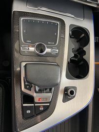 Audi SQ7 4.0 TDI quattro *PANO*HUD*MATRIX*AHK*S-LINE*