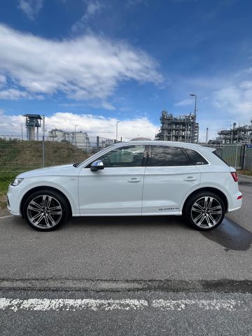 AUDI SQ5 3.0 TFSI tiptronic quattro -