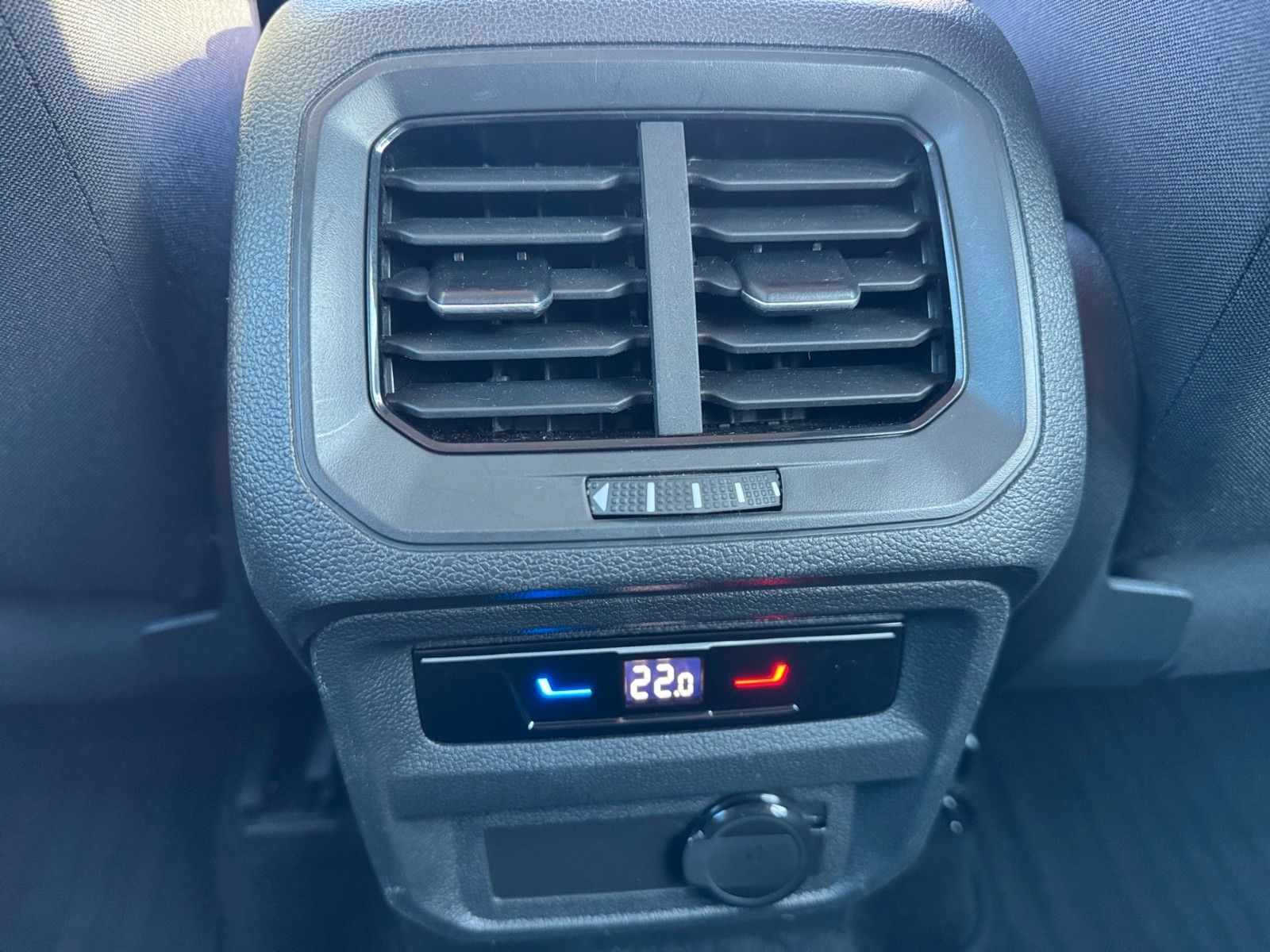 Fahrzeugabbildung Volkswagen Tiguan 2.0 TDI