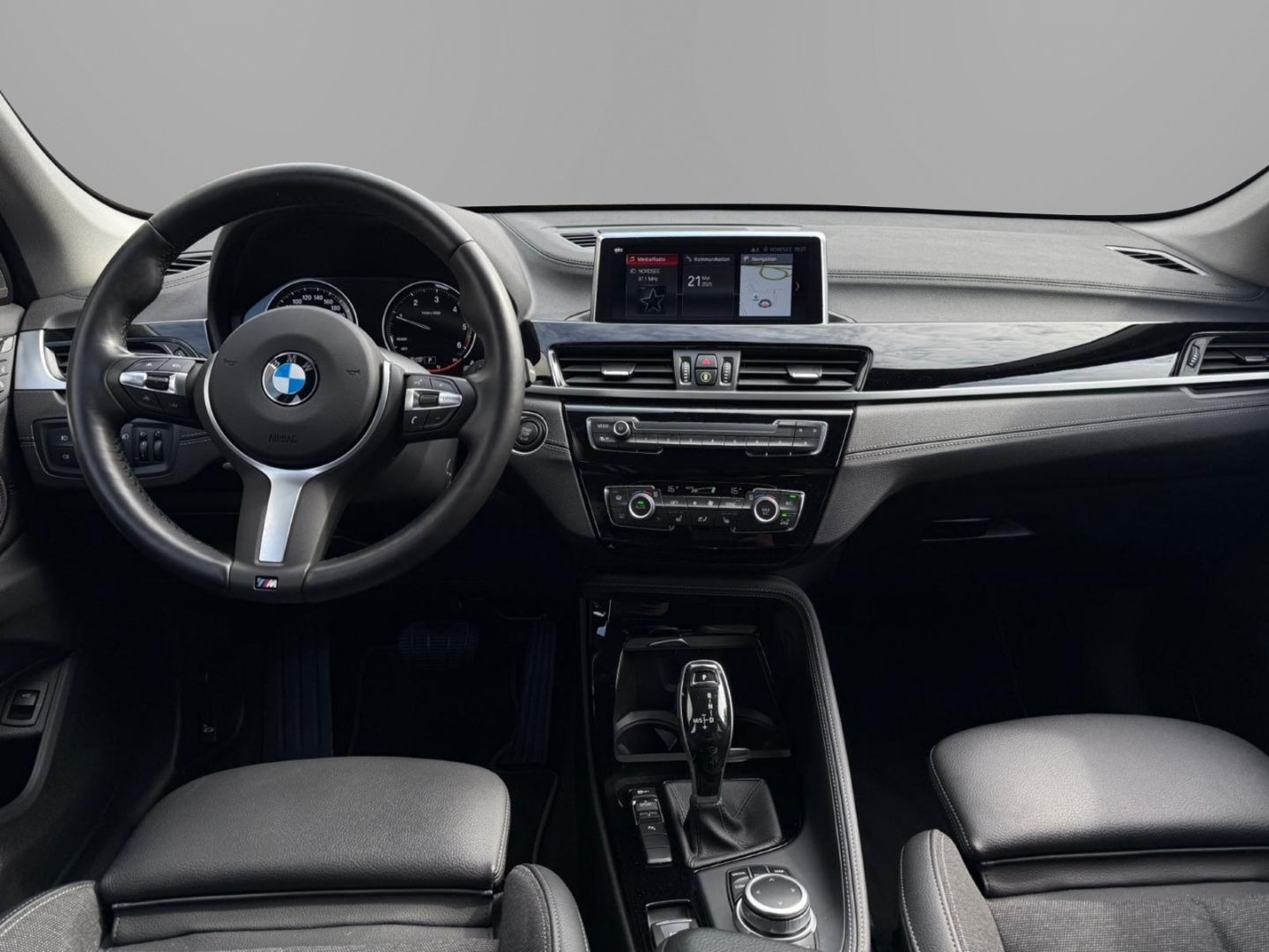 BMW X1 sDrive18d Sport Line/CarPlay/Navi/RTTI/ACC foto 6