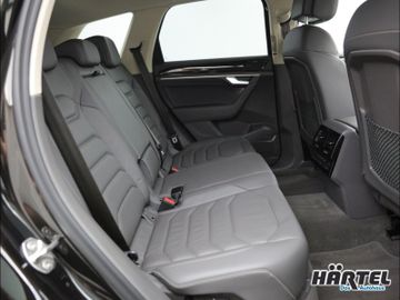 Volkswagen Touareg - 7
