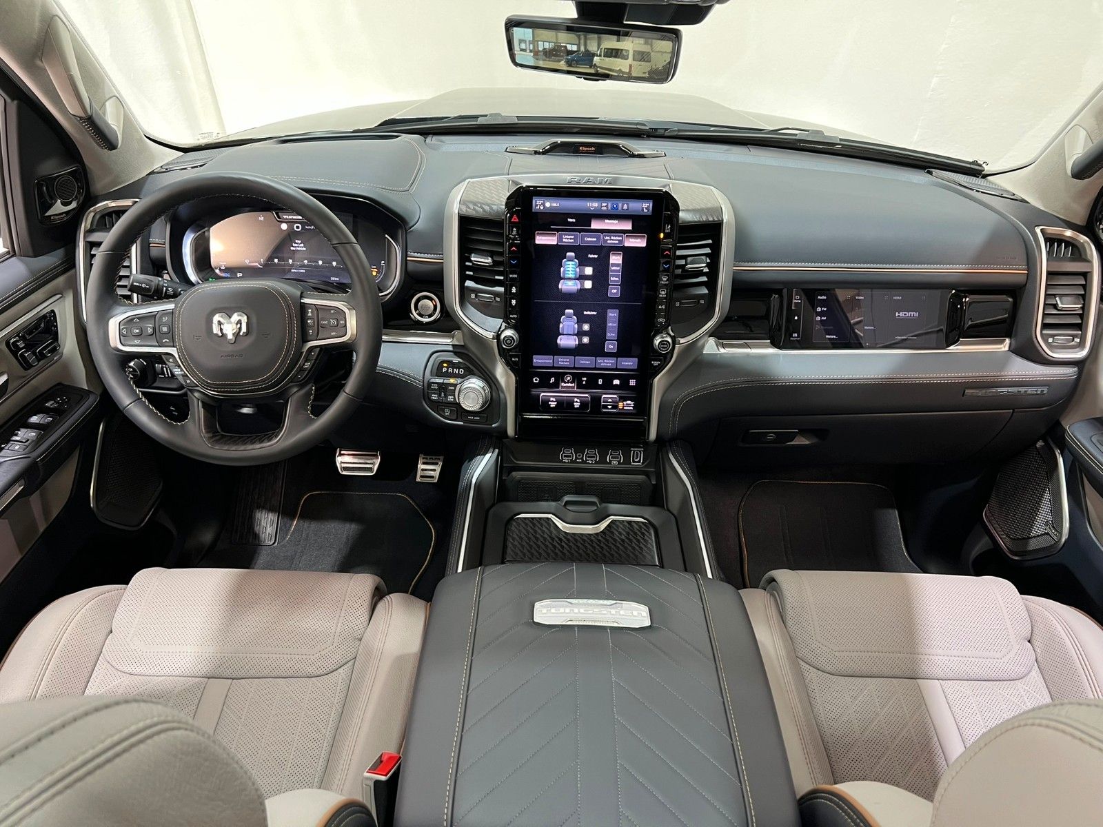 Fahrzeugabbildung Dodge RAM 1500 Tungsten  H/O 3.0L MY25