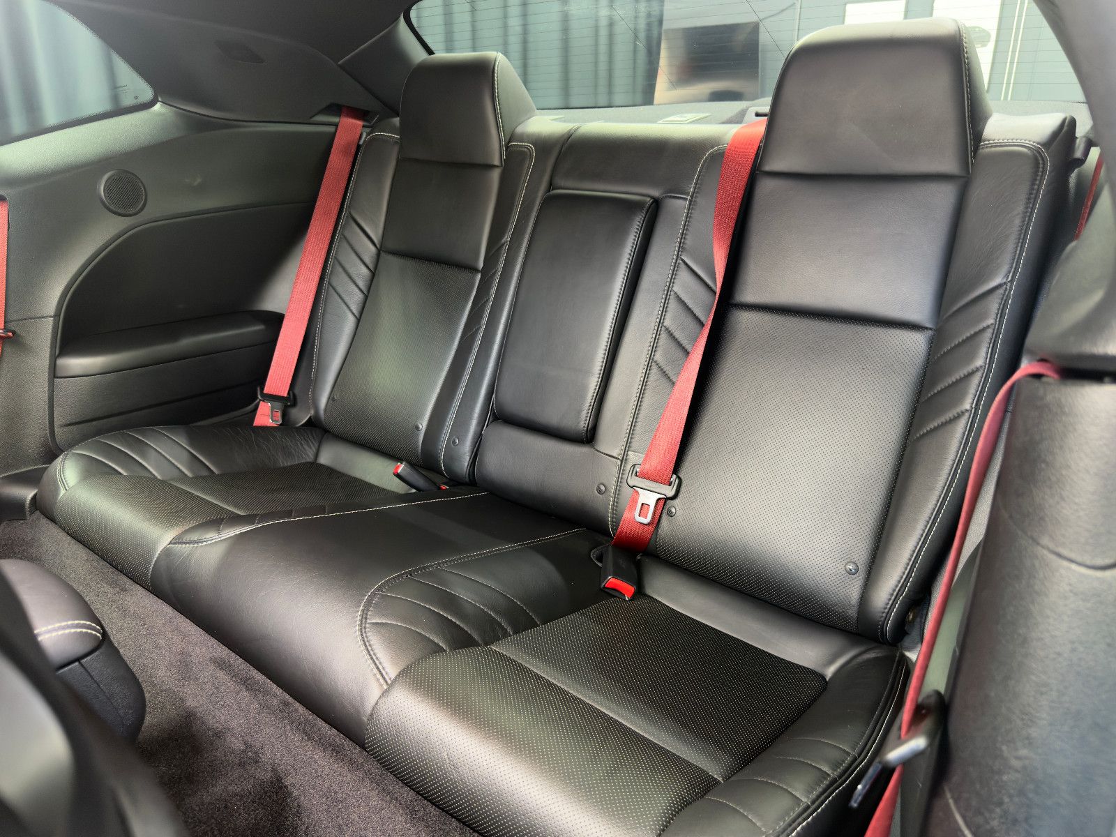 Fahrzeugabbildung Dodge Challenger SRT Hellcat |H/K|KW|GME