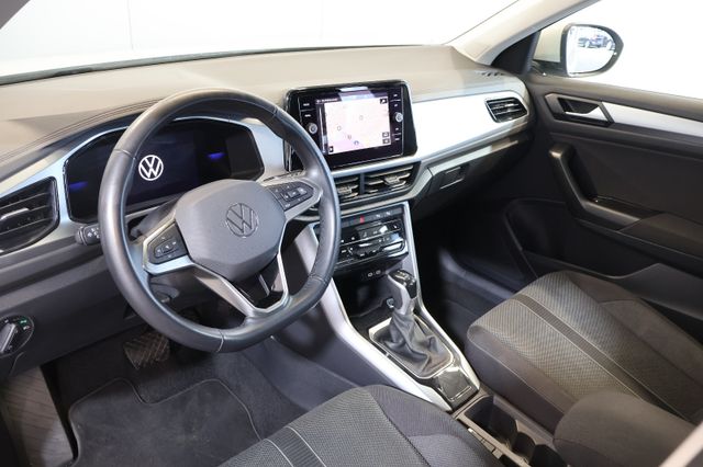 Volkswagen T-Roc 1.5 TSI Life AID+CARPLAY+LED+AHK