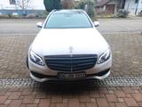 Mercedes-Benz E 400 d 4MATIC T Autom. - - Mercedes-Benz E 400 mit Diesel-Antrieb: Kombi