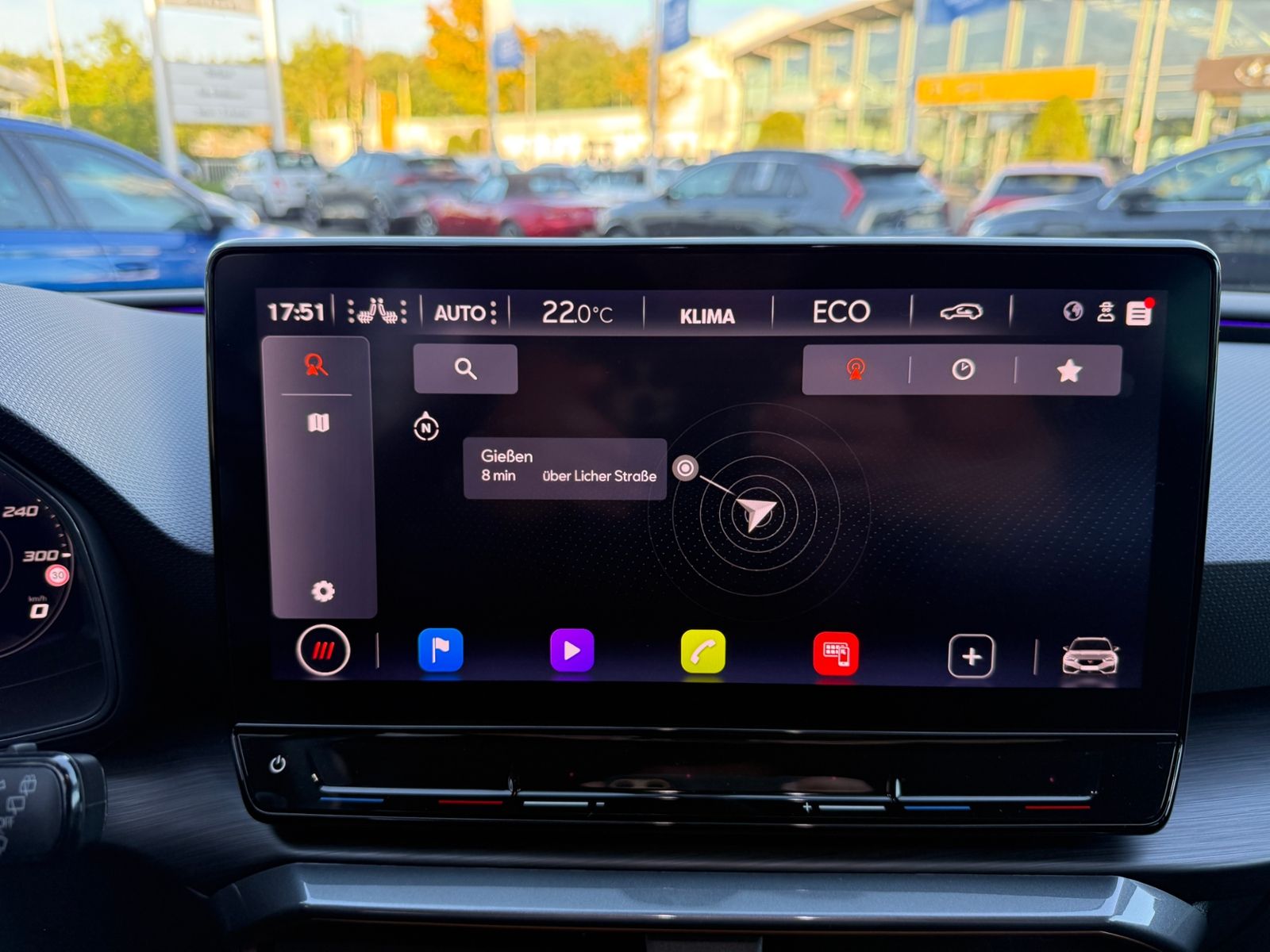 Fahrzeugabbildung CUPRA Leon 1.4 e-Hybrid VZ SHZ NAVI DAB