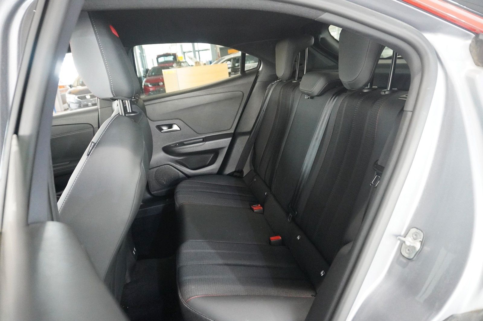 Fahrzeugabbildung Opel Mokka GS Line 1.2 NAVI/LED/KAMERA/SPORT/VIRT/DAB
