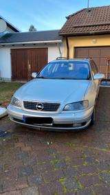 Opel Omega B Caravan 2,5 DTI Facelift - Opel Omega mit Diesel-Antrieb: Automatik