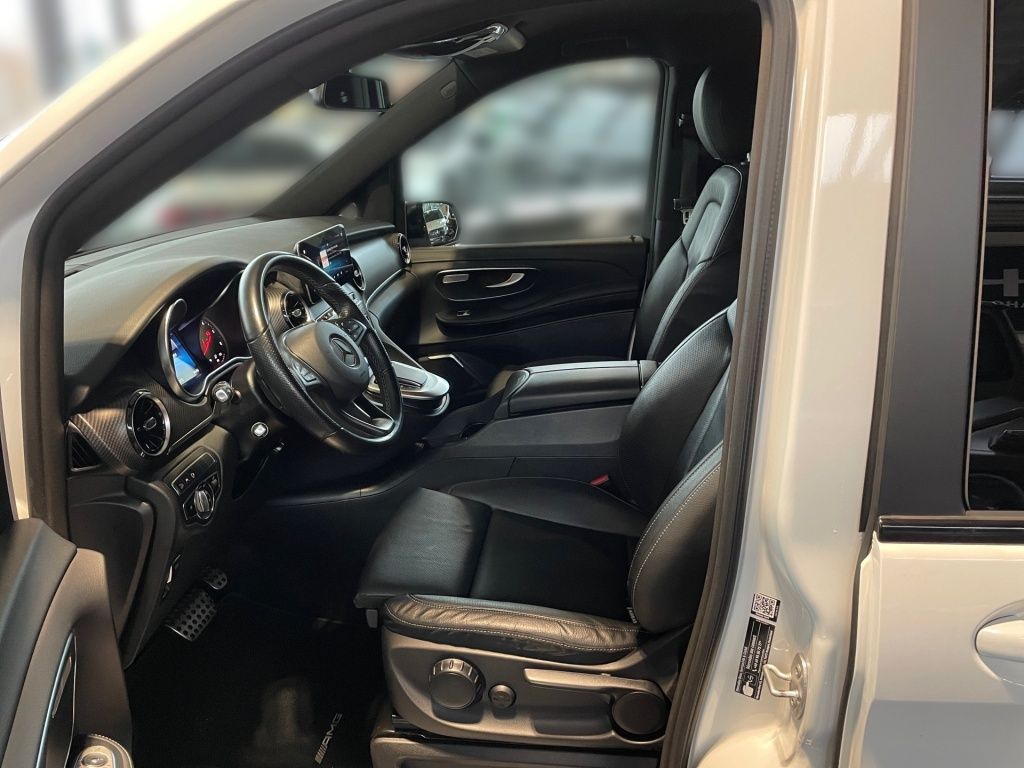 Fahrzeugabbildung Mercedes-Benz V 300 d 4MATIC EAV/L STHZ, AIRMATIC, AHK, 360°