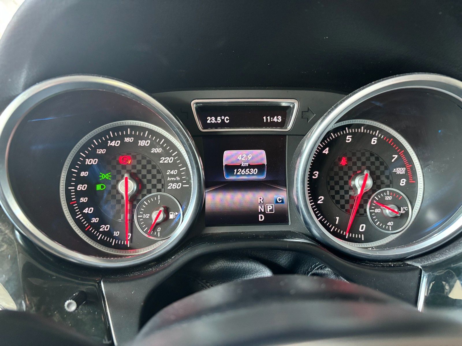 Fahrzeugabbildung Mercedes-Benz GLE 43 AMG 4Matic /PANO/MEMORY/360°/AMBIENTE