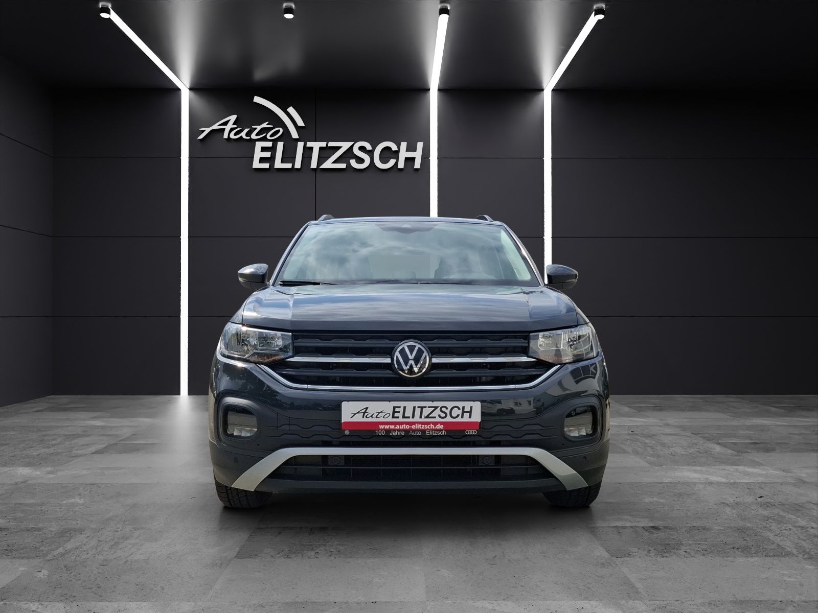 Fahrzeugabbildung Volkswagen T-Cross TSI Life DSG Klima RFK SH LM