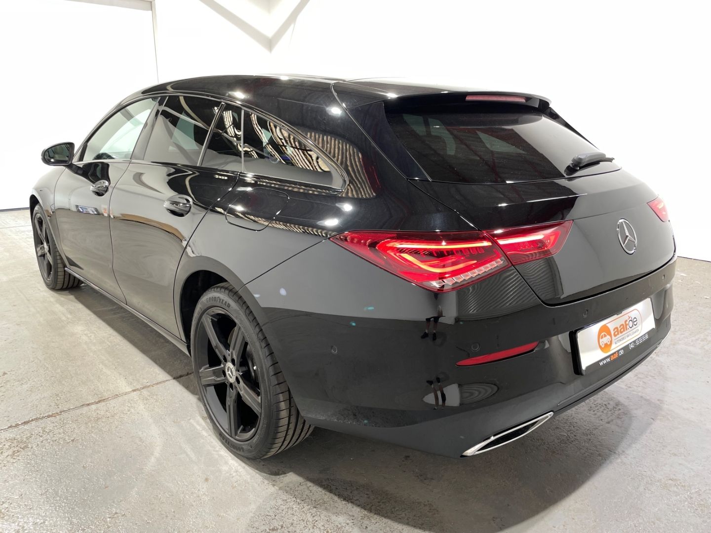 Mercedes-Benz CLA 250 Shooting Brake e Automatik LED ACC Pano imagem 2