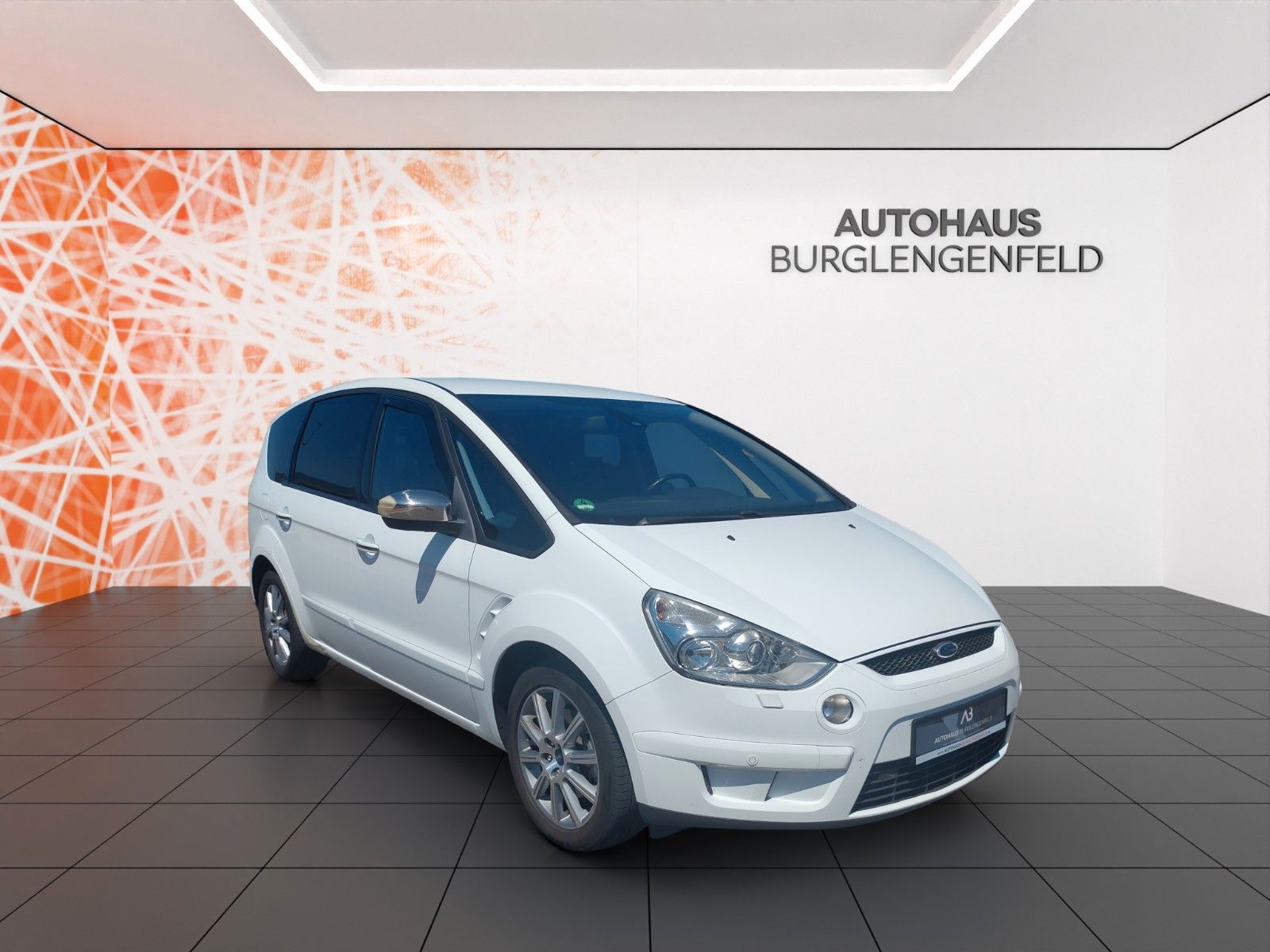 Fahrzeugabbildung Ford S-Max Titanium ! PDC ! XENON ! ele. Sitz ! TOUCH