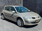 Renault Megane*Privilege*AUTOMATIK*TÜV*GARANTIE* - Renault Megane: Privilege