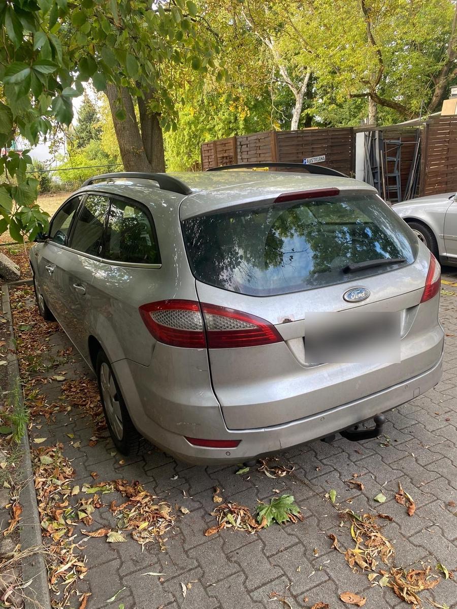 Ford Mondeo 2007 — rear view