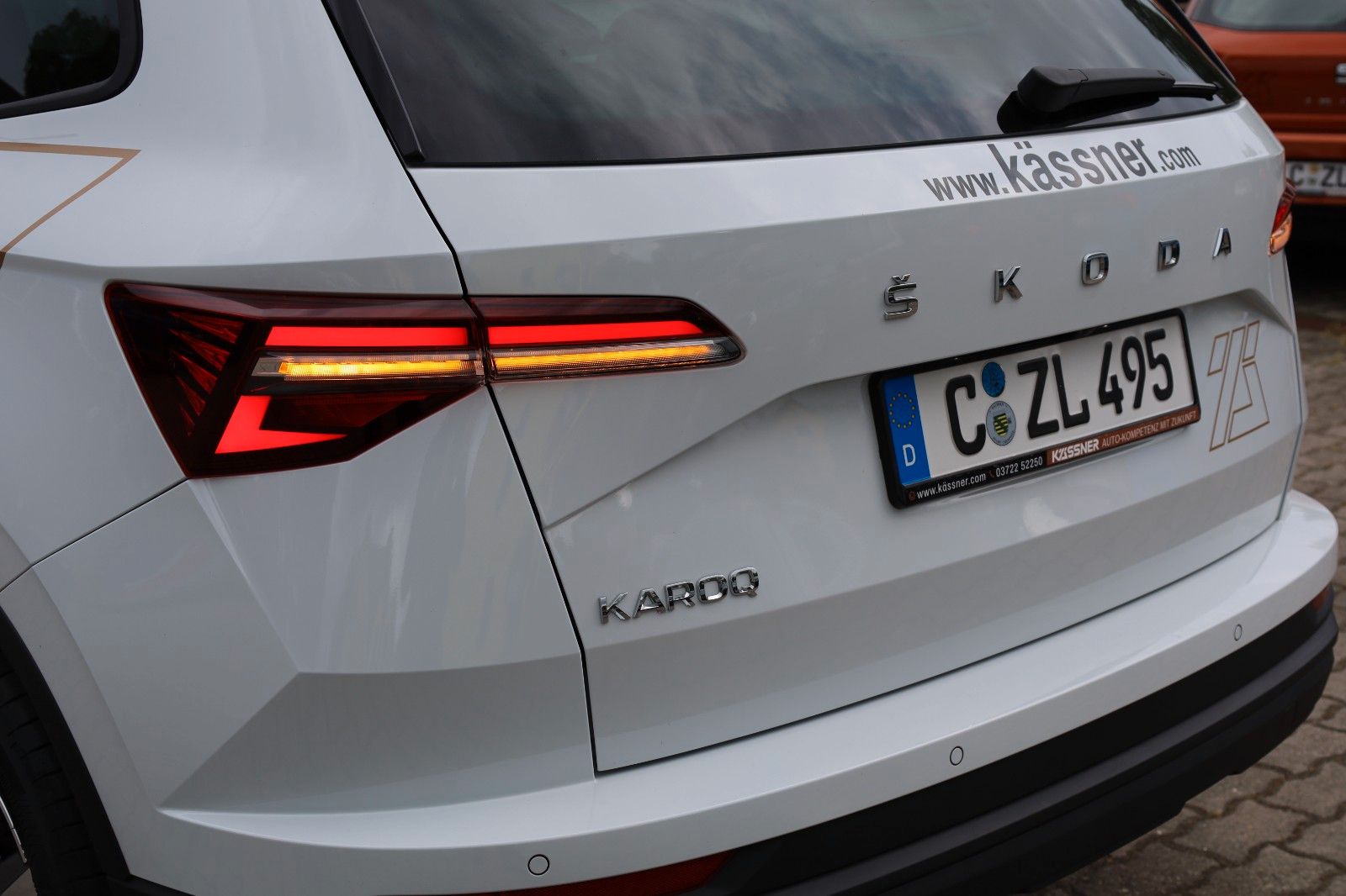 Fahrzeugabbildung SKODA Karoq Ambition 1.5 ACT DSG *Smart Link *SHZ