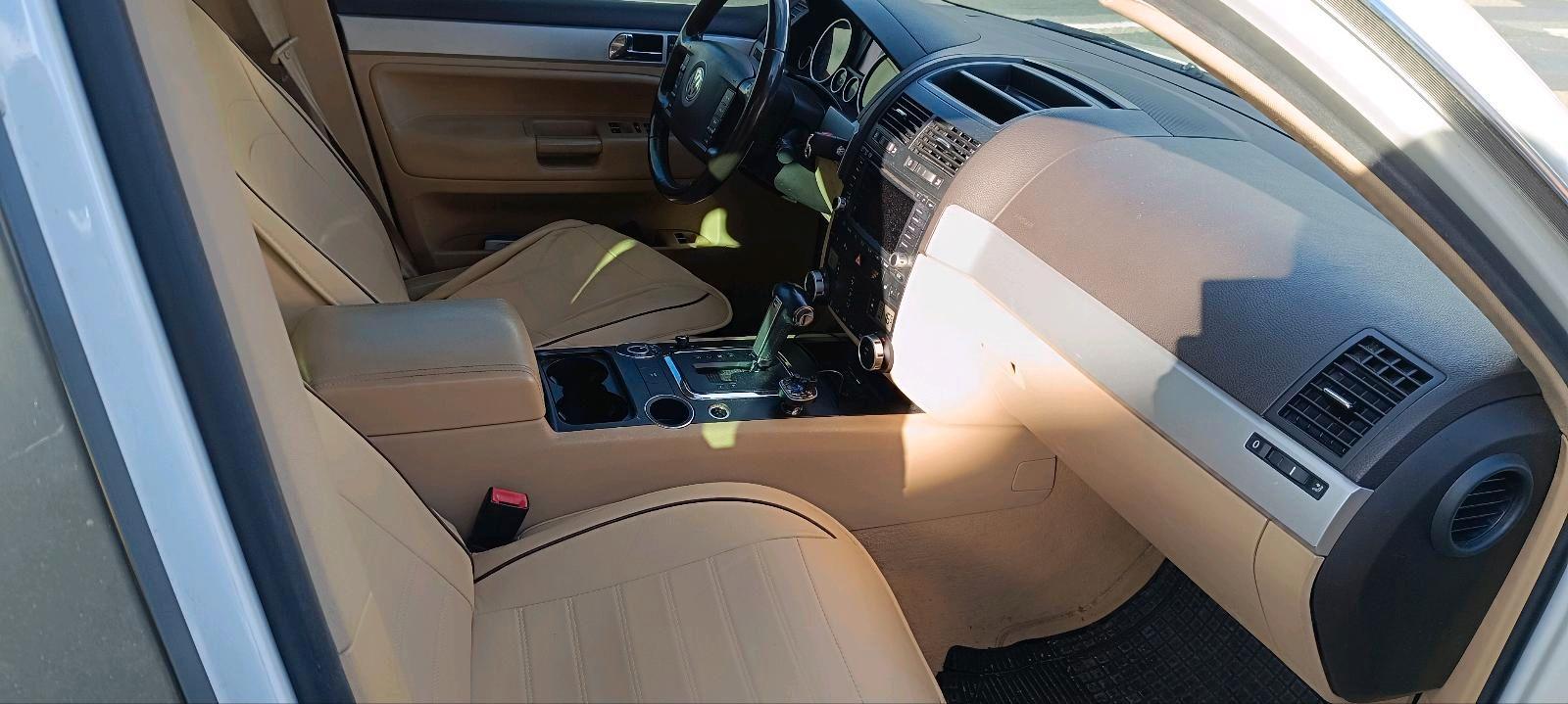 Volkswagen Touareg 2008 — photo 7