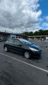 Peugeot, 207 - Peugeot 207 Gebrauchtwagen in Nürnberg