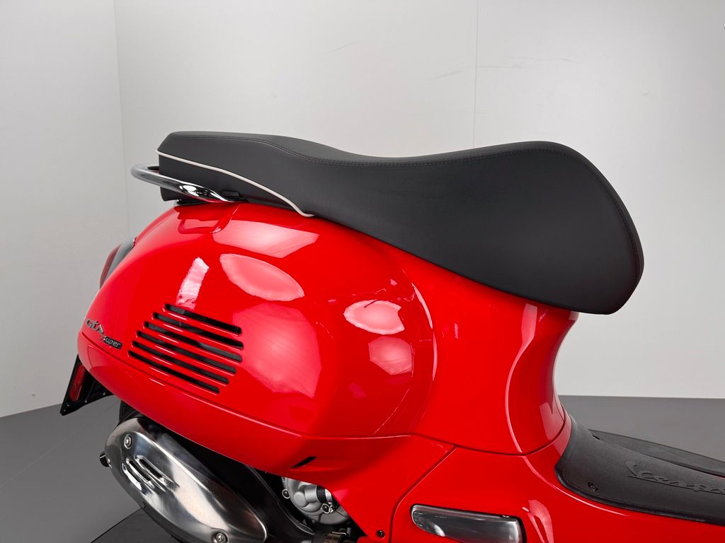 Fahrzeugabbildung Vespa GTS 300 SUPER HPE E5 *TOP-ZUSTAND