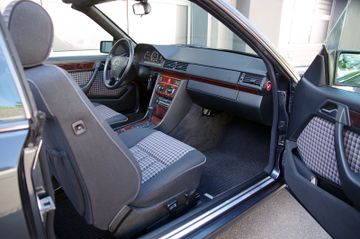 Mercedes-Benz E 200 Cabrio*W124,Automatic,Sitzheizung,Tempomat