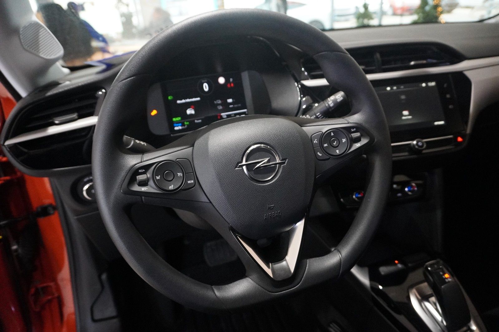 Fahrzeugabbildung Opel Corsa-e  EDITION 50kwh/7,4KW/KLIMA/ALLWETTER