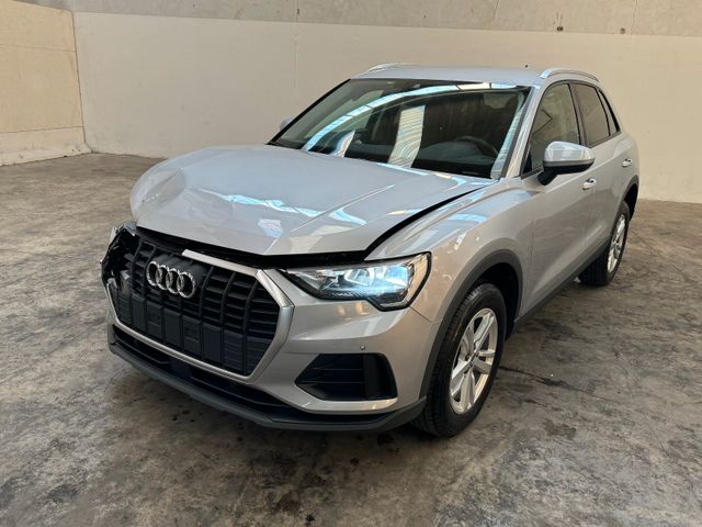 Audi Q3 35 TDI S-Tronic Business *AUTO FAHRT*NAVI*LED