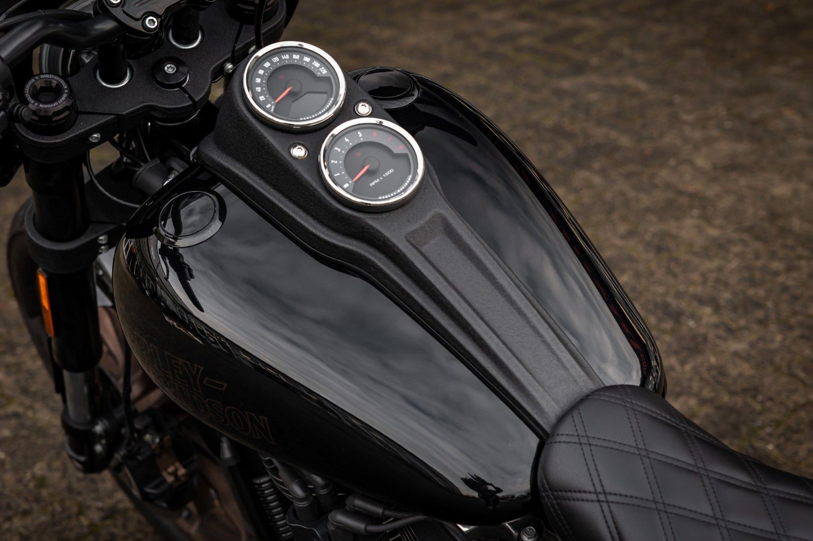 Fahrzeugabbildung Harley-Davidson LOW RIDER S FXLRS CLUBSTYLE - Jekill & Hyde