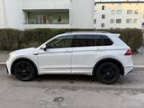 Volkswagen Tiguan 2.0 TSI 132kW DSG 4MOTION Highline Hi... - VW Tiguan Gebrauchtwagen in Leipzig