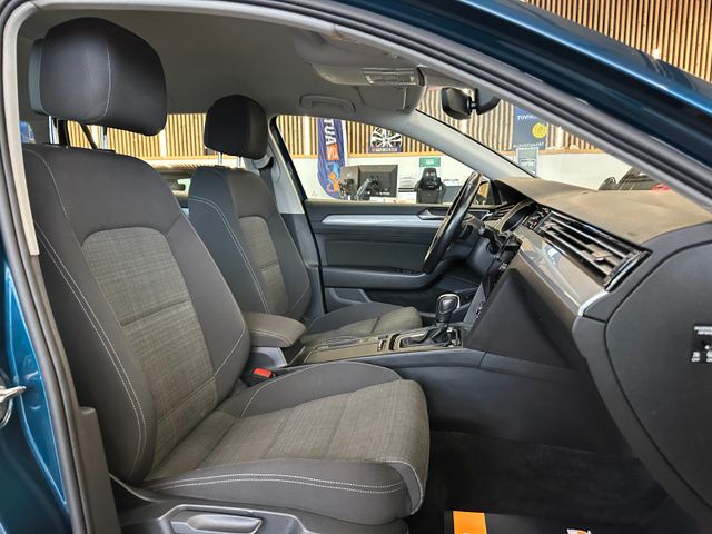 Volkswagen Passat Variant Business*MirrorLink*2. Hand*Klima