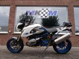 BMW HP2 Megamoto - BMW HP2 MEGAMOTO