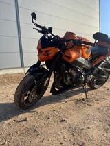 Honda CBR 900 - HONDA C90
