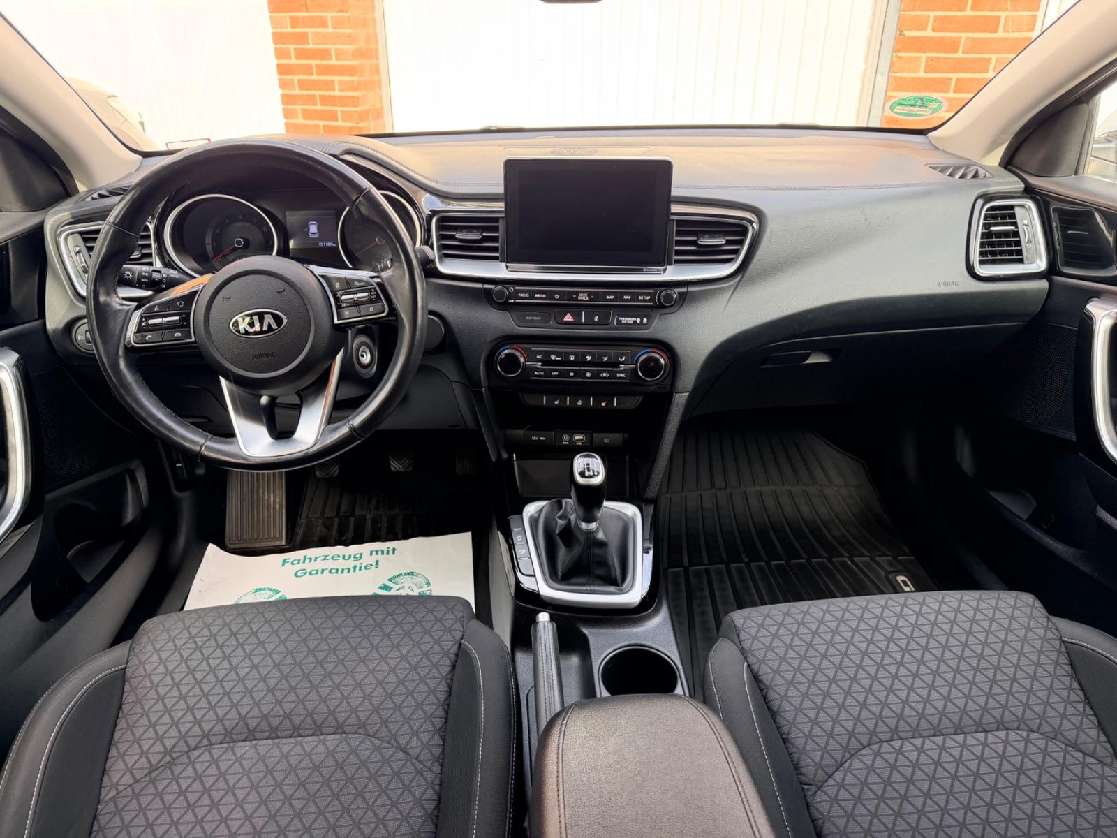 Kia KIA Ceed Vision*Klima*Kam*Navi*SHZ*AHK*Tüv-Neu*