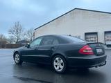 Mercedes-Benz Mercedes W211.  320Cdi - Mercedes-Benz 320 mit Diesel-Antrieb: Limousine