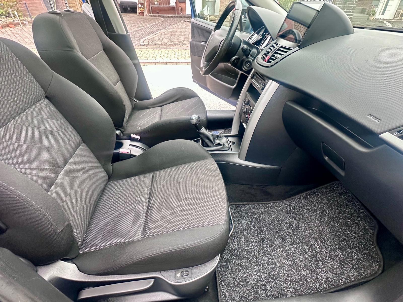 Peugeot 207 2008 — photo 10
