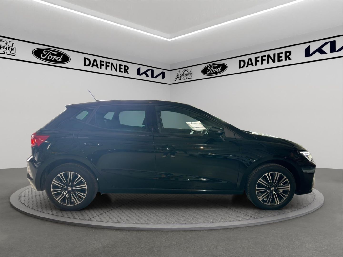 Fahrzeugabbildung SEAT Ibiza 1.0 TSI 85 kW Style Navi LED Digitales Coc