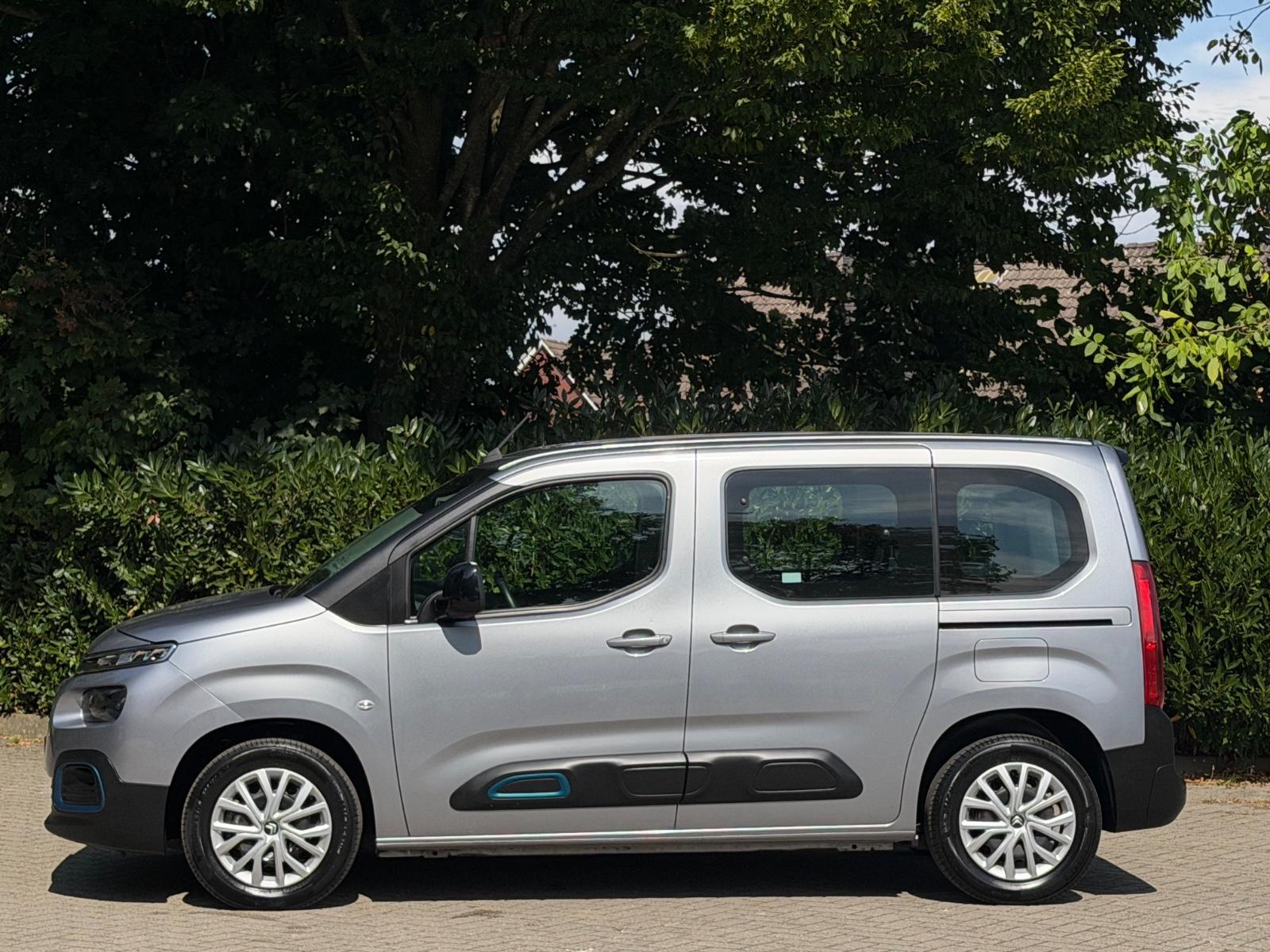 Citroën ë-Berlingo 136 FEEL M 2x Schiebetür Klima