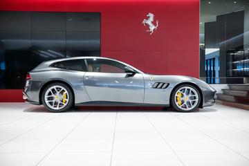 صورة 6 لـ 2018 Ferrari GTC4LUSSO