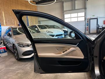 MYAUTOCENTER – Gebraucht- und Jahreswagen mit Werkstattservice in Pfaffenhofen BMW 520 d *BiXenon*Leder Dakota*Navi*PDC