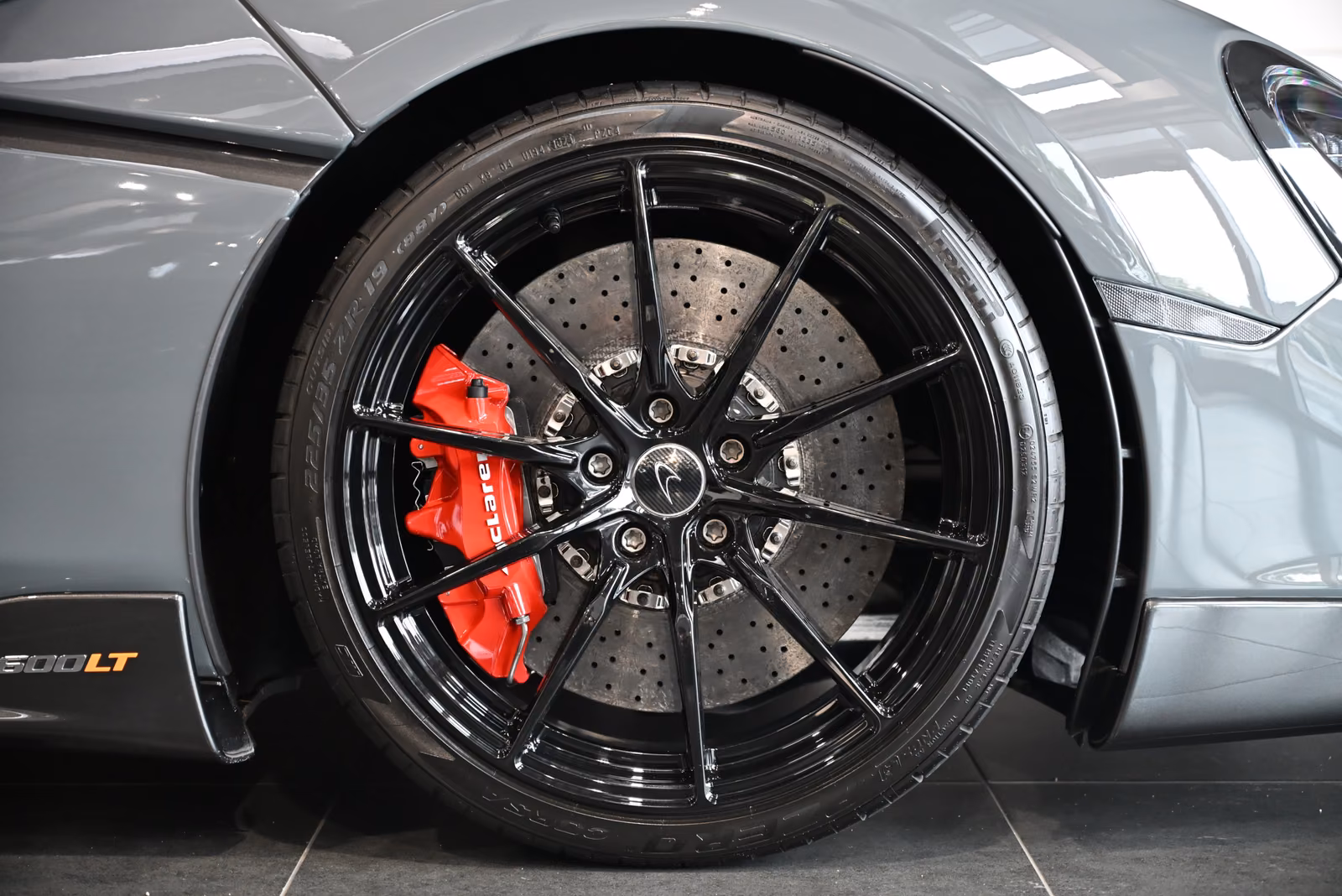 McLaren 600LT Spider/MSO Clubsport/Senna Seats/Lift