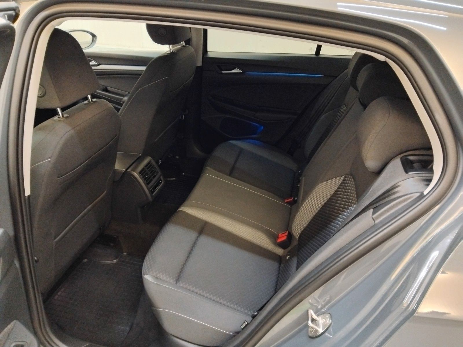Vw Golf (01/2023, Benzin)