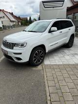 Jeep Grand Cherokee 3.0l V6 MultiJet 184kW Summit... - Jeep Grand Cherokee: 6.1