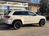Jeep Grand Cherokee 3.0 CRD Overland PANO/AHK - gebrauchte Jeep Grand Cherokee aus dem Jahr 2011