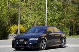 Audi RS3 2.5 TFSI S tronic quattro - - blaue Audi RS3