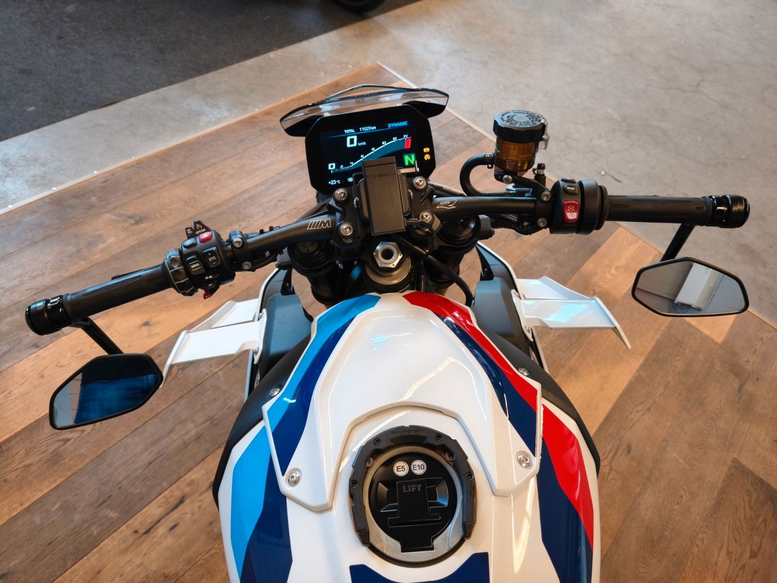 Fahrzeugabbildung BMW M 1000 R Super Zustand