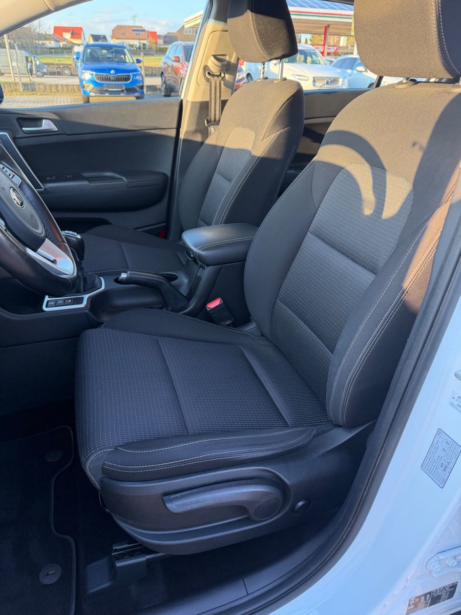 Kia Sportage 1.6 CRDi EcoDynamics+ 4WD Vision foto 14