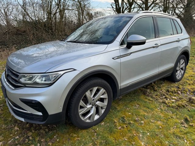 Volkswagen Tiguan 2,0 TDI 4Motion PANO VCOCKP DSG ALCAN VOL