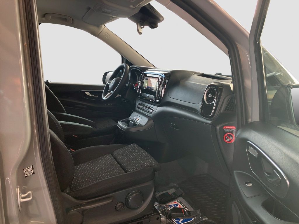 Fahrzeugabbildung Mercedes-Benz Vito 116 CDI Tourer PRO Lang Rollstuhl Heckumbau