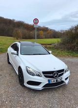 Mercedes-Benz E 200 Coupe *AMG|PANO|8FACH|LED|7G* Top Zustand - Mercedes-Benz E-Klasse: AMG